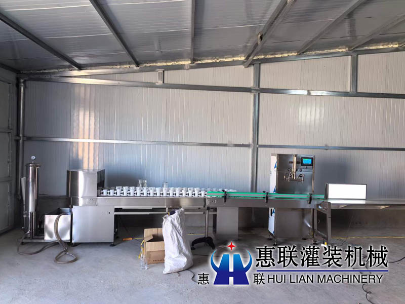 唐山洗瓶生產線安裝調試完畢