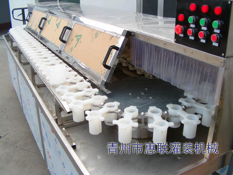 雙排間歇沖控洗瓶機(jī) 雙排間歇沖控洗瓶機(jī)